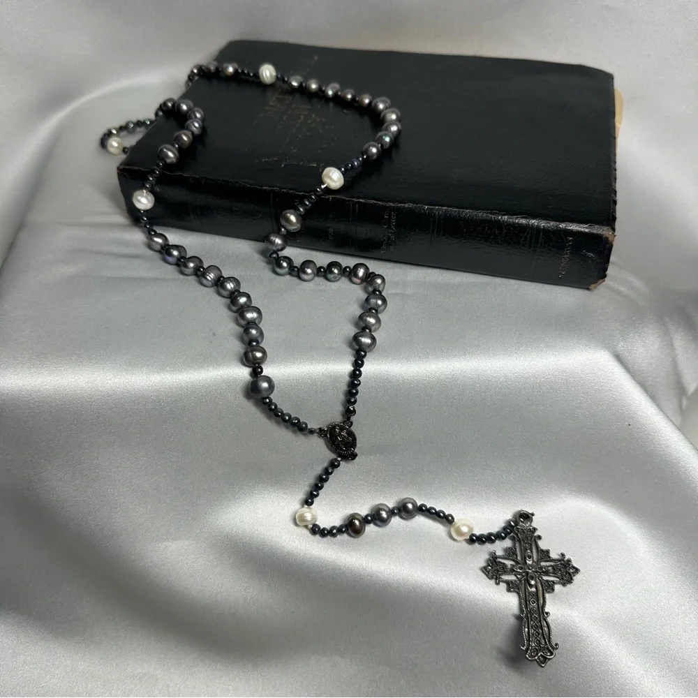 Handmade Genuine Pearl Rosary - Picture 1 of 14